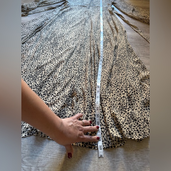 Baltic Born Cha Cha Leopard Print Long Sleeves Maxi Dress Size L - Picture 12 of 14